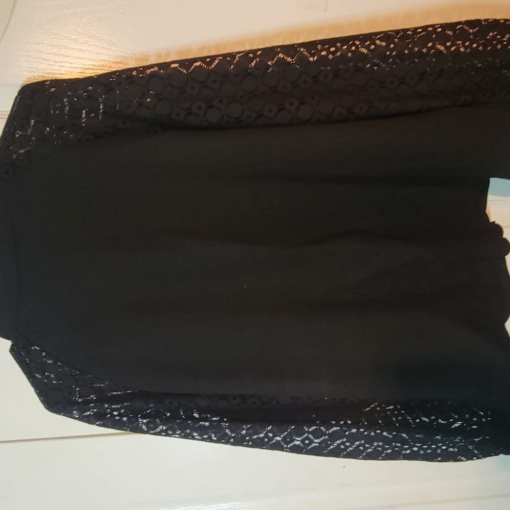 Elegant Black Women's Cardigan - Picture 4 of 4